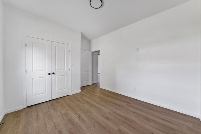 205 Spruce Lane, Daisetta, TX 77533