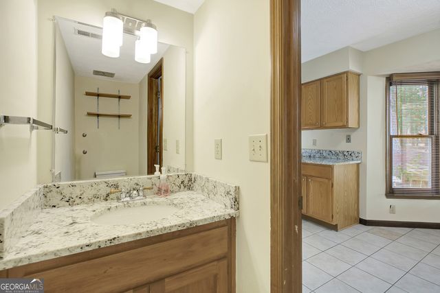 216 Shadowood Lane, Peachtree City, GA 30269