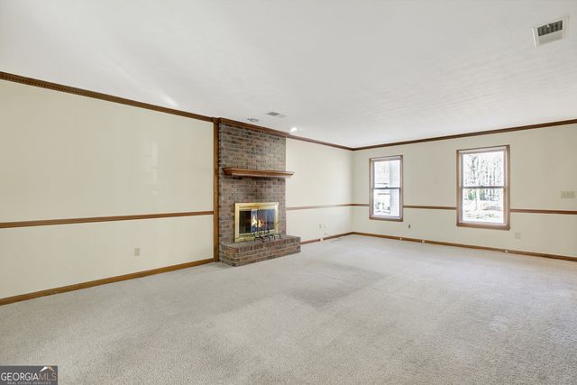 216 Shadowood Lane, Peachtree City, GA 30269