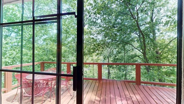 8045 Sarah Thomas Rd, Silver Point, TN 38582