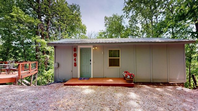 8045 Sarah Thomas Rd, Silver Point, TN 38582