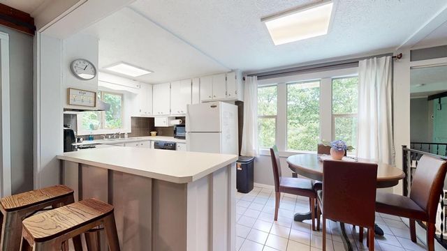 8045 Sarah Thomas Rd, Silver Point, TN 38582