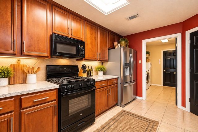 8707 Balie Lane, Humble, TX 77338