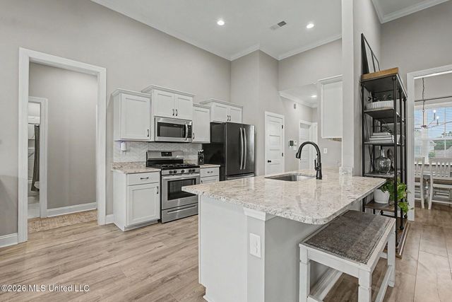 1614 Fall Garden Drive, Hernando, MS 38632