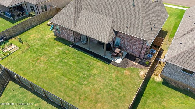 1614 Fall Garden Drive, Hernando, MS 38632