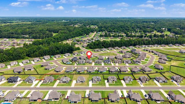 1614 Fall Garden Drive, Hernando, MS 38632