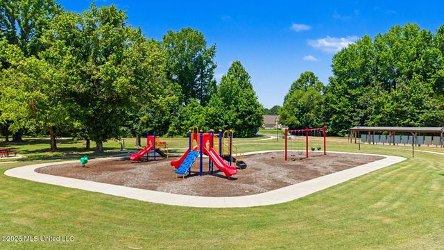 1614 Fall Garden Drive, Hernando, MS 38632