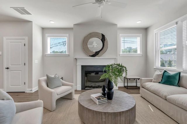 1516 Thurcroft Lane, Lawrenceville, GA 30043