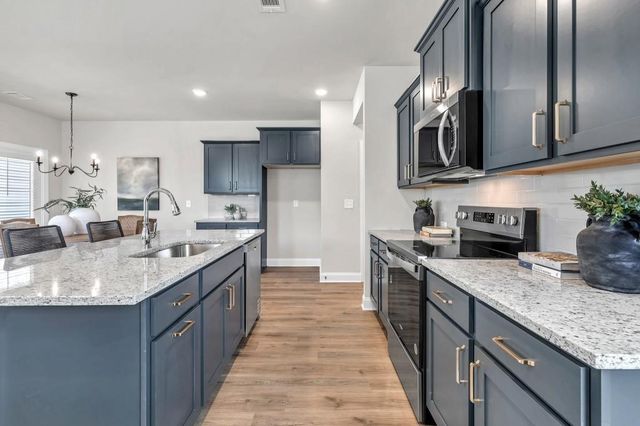 1516 Thurcroft Lane, Lawrenceville, GA 30043