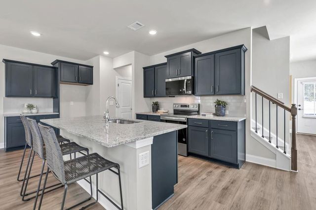 1516 Thurcroft Lane, Lawrenceville, GA 30043