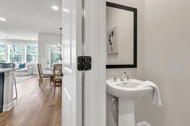 1516 Thurcroft Lane, Lawrenceville, GA 30043