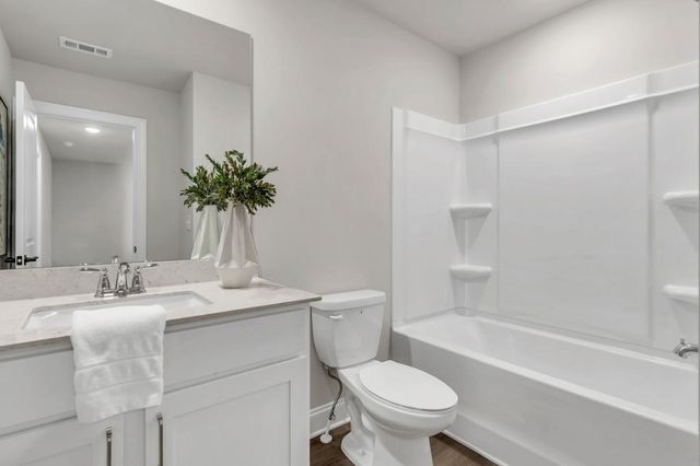 1516 Thurcroft Lane, Lawrenceville, GA 30043