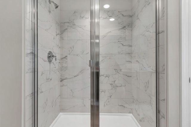 1516 Thurcroft Lane, Lawrenceville, GA 30043