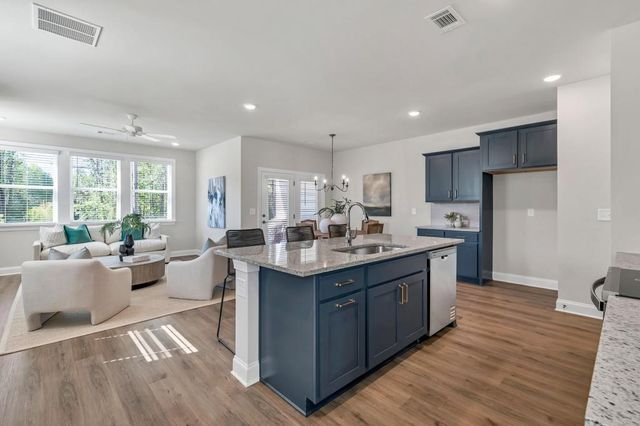 1516 Thurcroft Lane, Lawrenceville, GA 30043