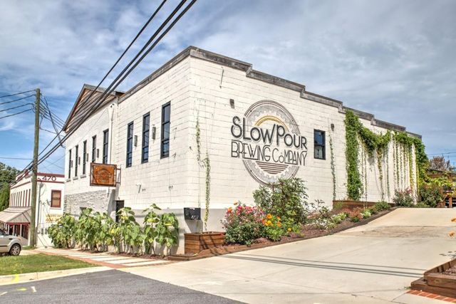 1516 Thurcroft Lane, Lawrenceville, GA 30043