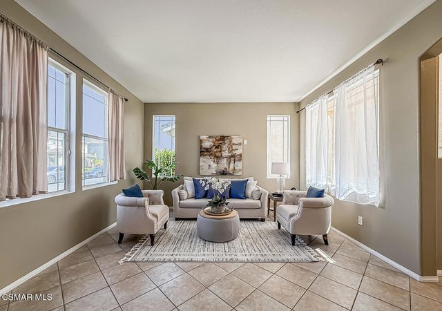 2511 Aurora Lane, Simi Valley, CA 93063