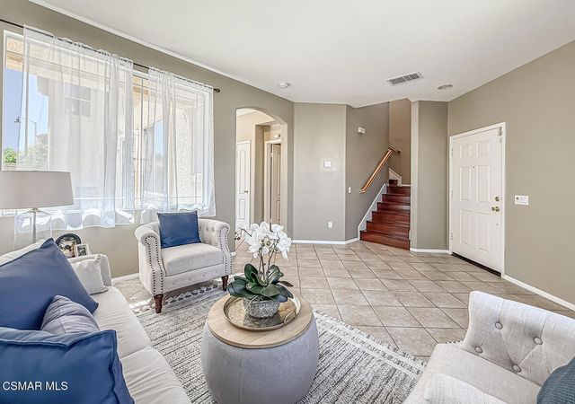 2511 Aurora Lane, Simi Valley, CA 93063