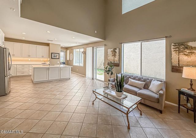 2511 Aurora Lane, Simi Valley, CA 93063
