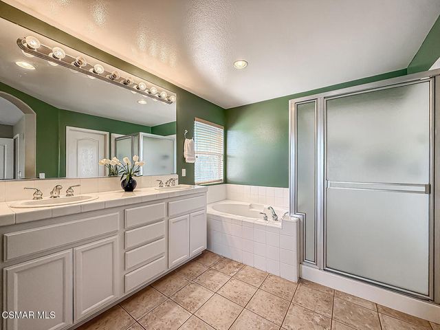 2511 Aurora Lane, Simi Valley, CA 93063