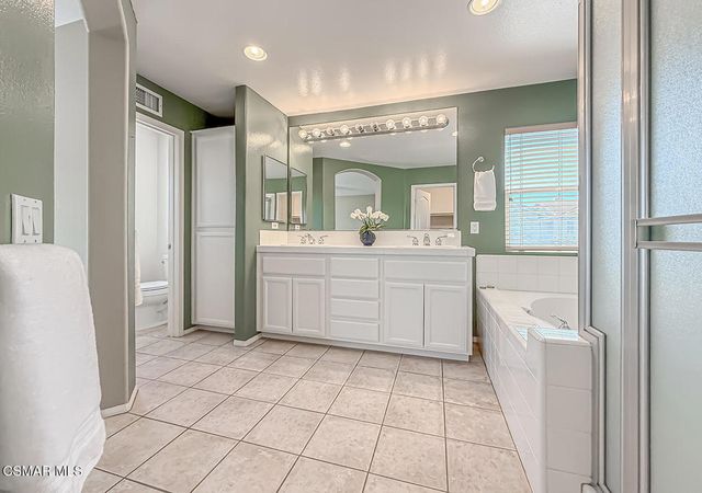 2511 Aurora Lane, Simi Valley, CA 93063