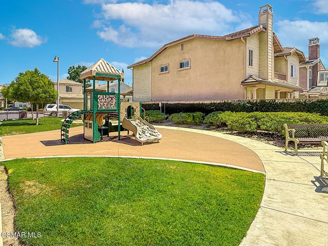 2511 Aurora Lane, Simi Valley, CA 93063