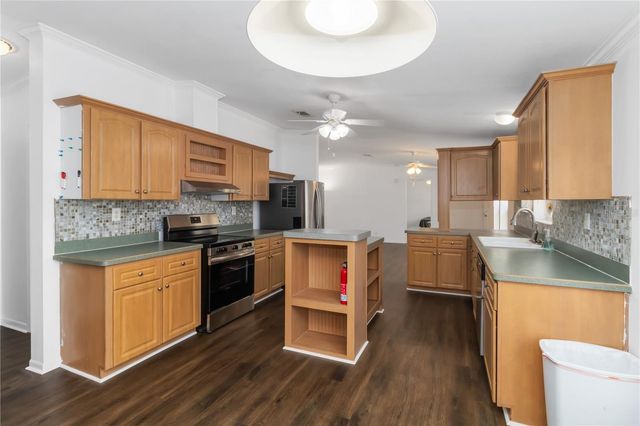 2903 PRITCHER MANOR COURT, Lithia, FL 33547