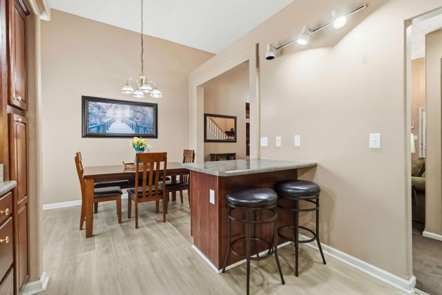 2560 Spring Valley Loop, Lexington, KY 40511