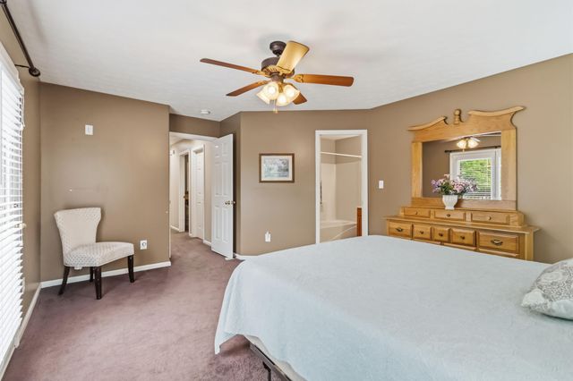 2560 Spring Valley Loop, Lexington, KY 40511