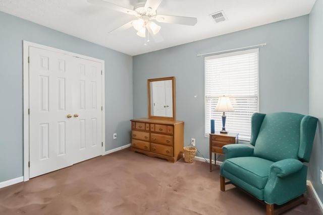 2560 Spring Valley Loop, Lexington, KY 40511