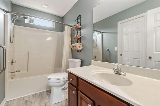 2560 Spring Valley Loop, Lexington, KY 40511