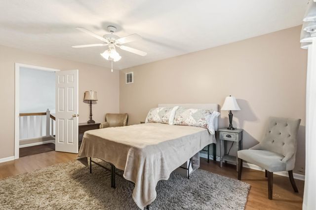 2560 Spring Valley Loop, Lexington, KY 40511