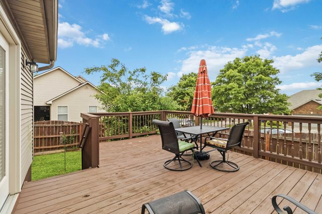 2560 Spring Valley Loop, Lexington, KY 40511