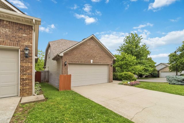 2560 Spring Valley Loop, Lexington, KY 40511