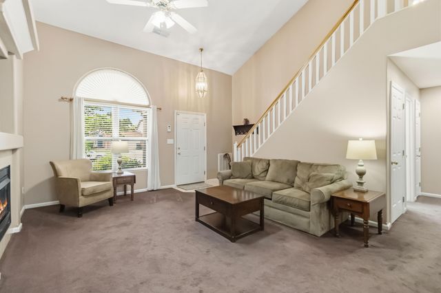 2560 Spring Valley Loop, Lexington, KY 40511