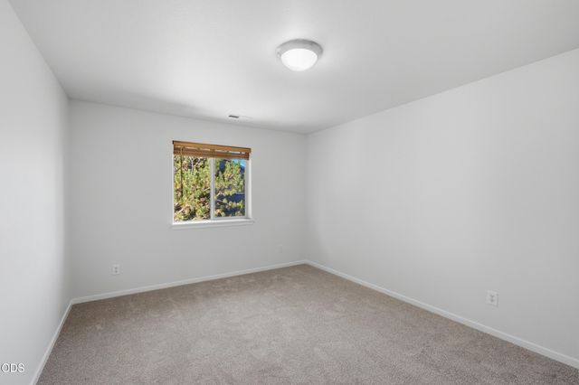 61729 Daly Estates Drive, Bend, OR 97702