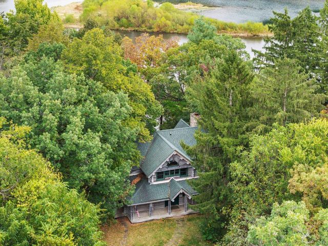 N3932 Park Road, Brodhead, WI 53520