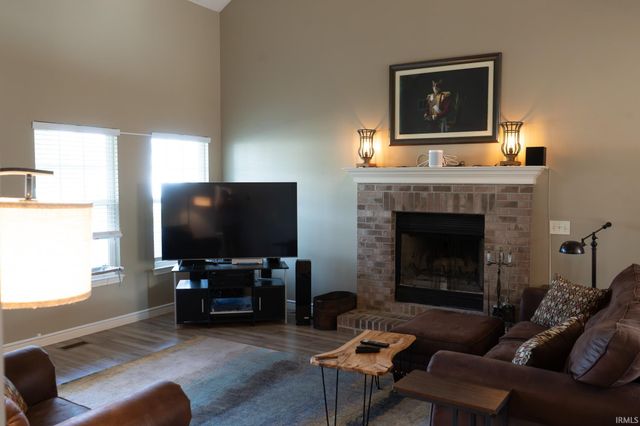 1819 Clifty Parkway, Fort Wayne, IN 46808