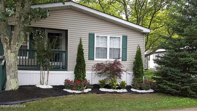 38 Village Road, Morganville, NJ 07751