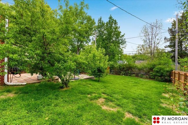6315 Pacific Street, Omaha, NE 68106
