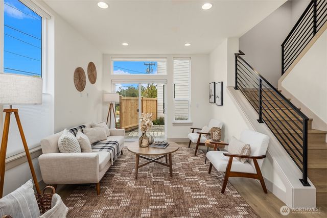 4100 30th Avenue S, Seattle, WA 98108