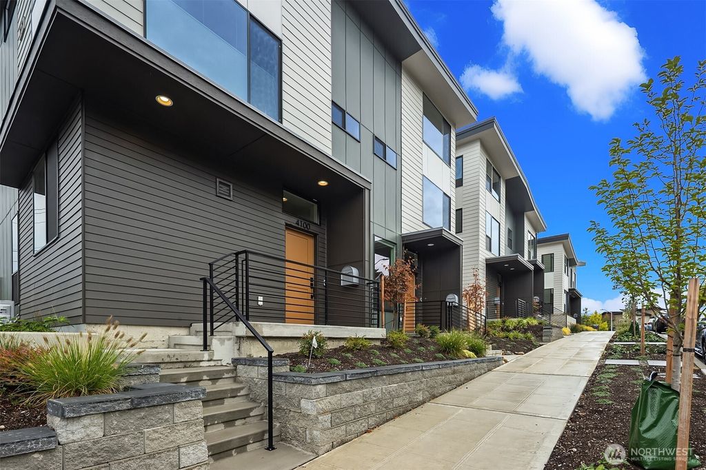 4100 30th Avenue S, Seattle, WA 98108