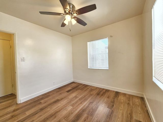 617 NE 8TH Avenue, Boynton Beach, FL 33435