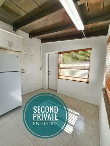 617 NE 8TH Avenue, Boynton Beach, FL 33435