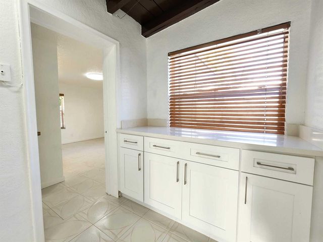 617 NE 8TH Avenue, Boynton Beach, FL 33435