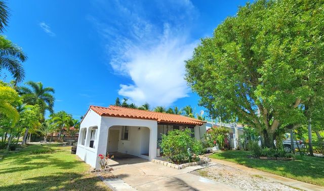 617 NE 8TH Avenue, Boynton Beach, FL 33435