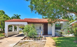 617 NE 8TH Avenue, Boynton Beach, FL 33435