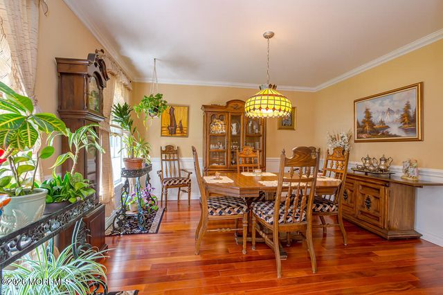 25 Whitney Drive, Marlboro, NJ 07746