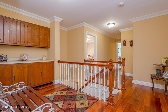 25 Whitney Drive, Marlboro, NJ 07746