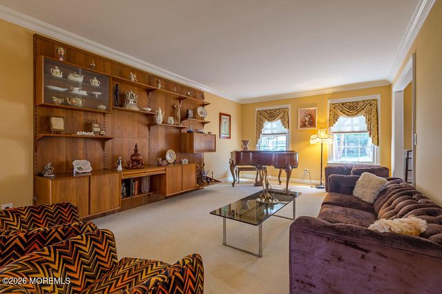 25 Whitney Drive, Marlboro, NJ 07746