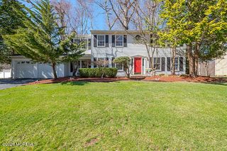 25 Whitney Drive, Marlboro, NJ 07746